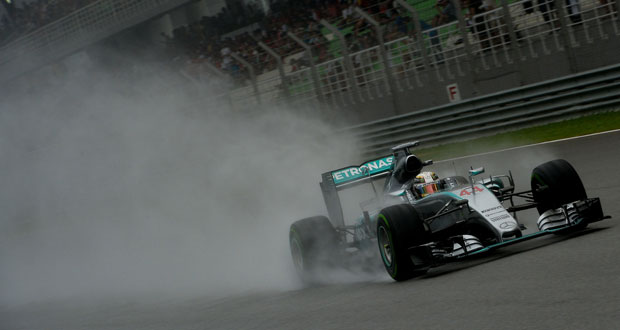 hamilton-gp-malesia-f1-2015
