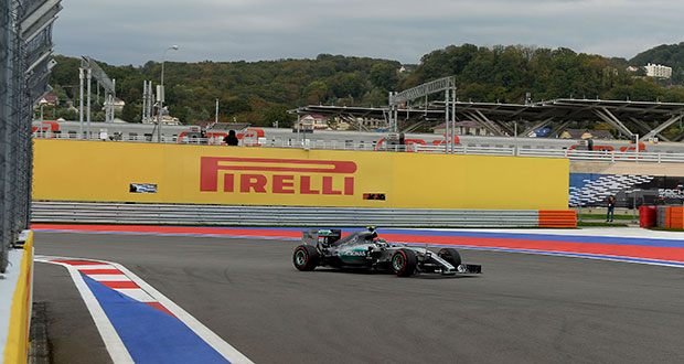gp-russia-f1-qualifiche-2015-rosberg