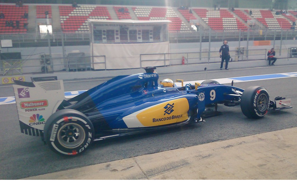 La Sauber svela la nuova livrea. La C35 in pista a Marzo
