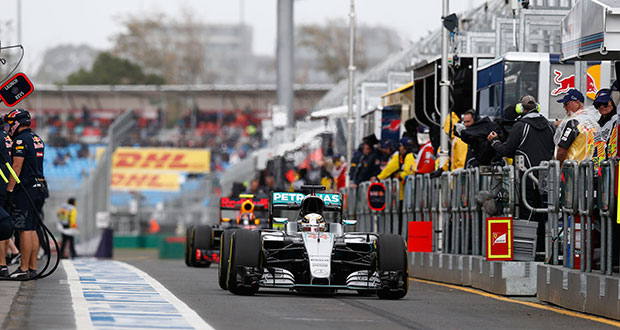 lewis-hamilton-libere-3-australia-2016