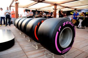 formula1-2017-gp-azerbaijan-gomme-scelte