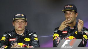Red Bull Ricciardo e Verstappen