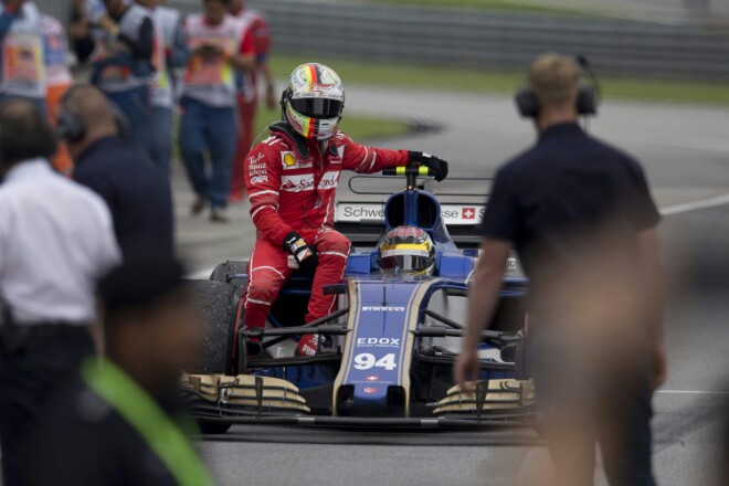 f1 gp malesia 2017 vettel ferrari wehrlein sauber