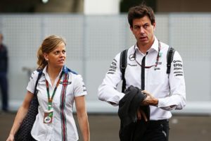 Susie Wolff mette in guardia Toto: “Attento a Vettel, può ancora vincere”