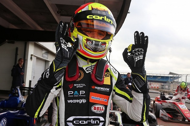 Lando Norris ad Abu Dhabi sulla F2 del team Campos Racing