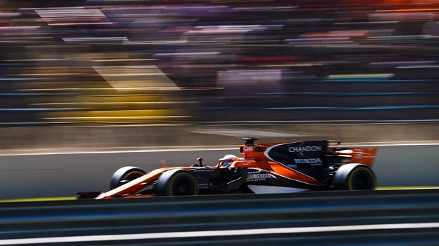 Test Pirelli: annullate le prove della McLaren in Brasile