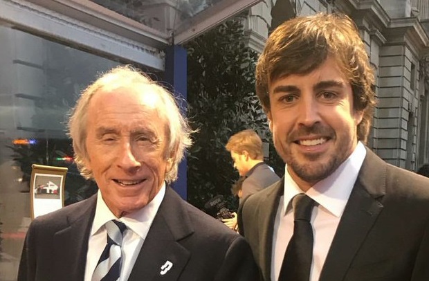 Fernando Alonso è onorato di essere nella Hall of Fame con leggende come Ayrton Senna e Michael Schumacher
