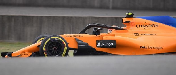 In casa Renault ammettono di essere preoccupati non solo dal fatto che la McLaren utilizzi il loro stesso motore, ma anche per quel che riguarda lo sviluppo nel corso della stagione, perché il team di Woking ha le competenze necessarie per sviluppare il proprio pacchetto al massimo ed inoltre mostrano la loro delusione per non essere vicino ai primi tre della griglia, come invece si aspettavano!