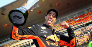 daniel ricciardo gp cina 2018 pirelli winner
