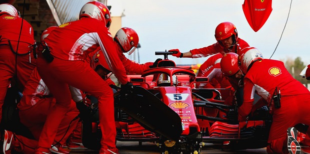 Formula 1 pit stop Ferrari 2018