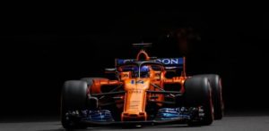 Un problema ai freni durante la prima sessione di prove ha condizionato il programma di Fernando Alonso, che non si sente ancora a suo agio al 100% nella monoposto, ma sabato, nella terza sessione farà il possibile per recuperare il tempo perso. Ci riuscirà?