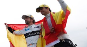Sainz chiede aiuto ad Alonso in vista del suo passaggio in McLaren