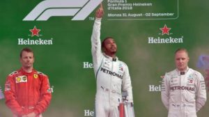 Raikkonen: "I fan non dovrebbero fischiare gli altri piloti"