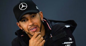 Formula 1 | Lewis Hamilton: "Molti bambini che corrono non hanno un'istruzione adeguata!"