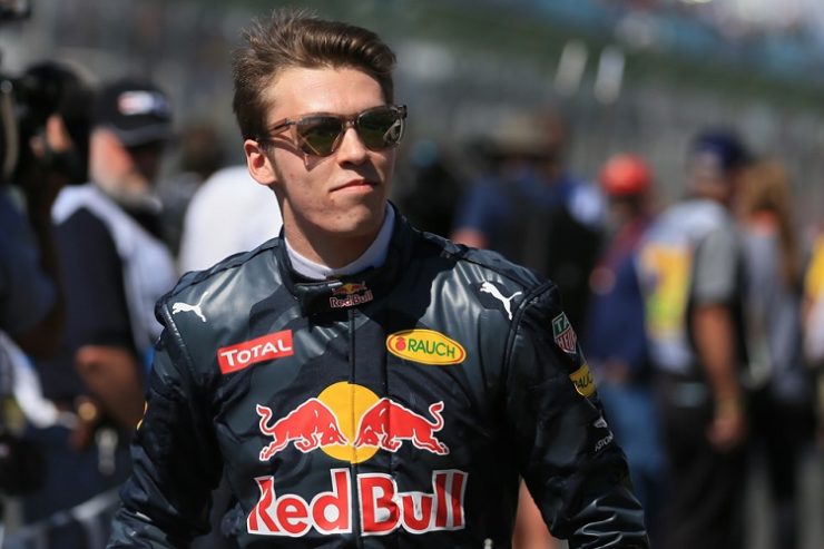 todt elogia kvyar