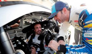 Fernando Alonso: dopo il ritiro ripartenza con il botto