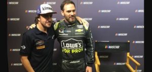 Fernando Alonso è instancabile e dimostra ancora una volta la sua insaziabile voglia di mettersi in gioco ed esplorare nuove categorie motoristiche partecipando ad un evento speciale in Bahrain!