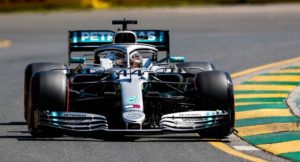 Formula 1 | Un cordolo la causa del problema al fondo di Lewis Hamilton