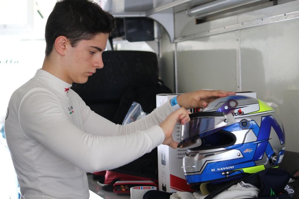 matteo-nannini-casco-formula-regional
