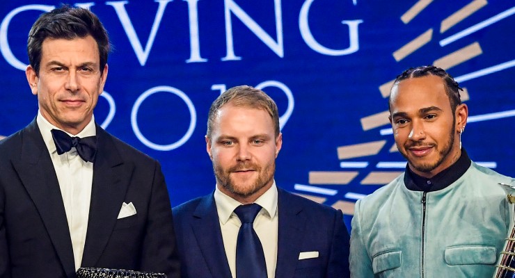 Hamilton premiazione FIA sospetti Ferrari
