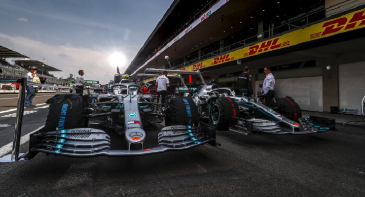 Mercedes iscrizione 2020