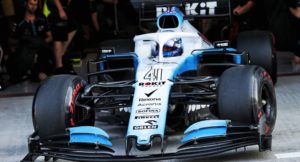 Nissany al volante della Williams nella FP1 di Barcellona