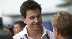 Wolff: "Domenicali conosce lo sport e non credo lo renda artificiale"