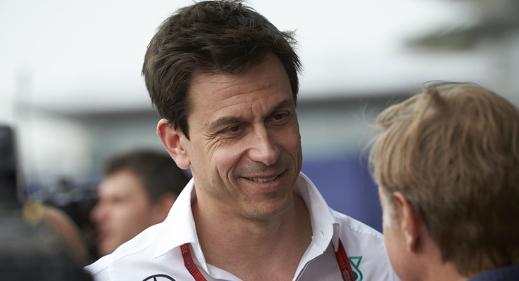 Wolff: "Domenicali conosce lo sport e non credo lo renda artificiale"