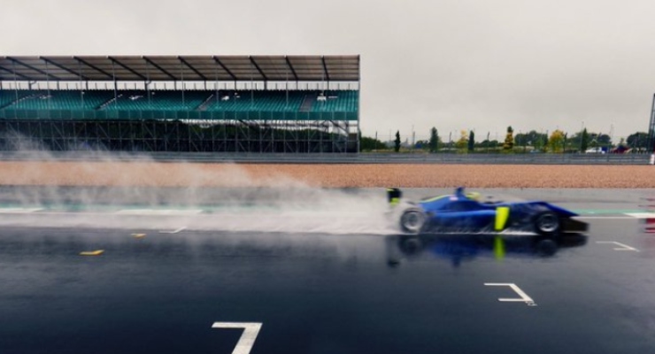 McLaren test Norris e Sainz 2020
