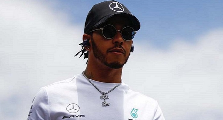 Hamilton racconta le traumatiche esperienze vissute nell'infanzia