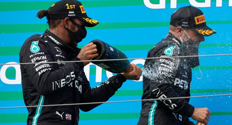 Hamilton e Bottas sfidano Toto Wolff
