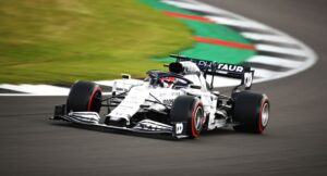 Pirelli conclunde l'indagine sulla gomma di Kvyat