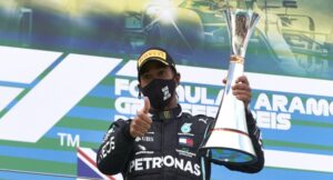 Mercedes: "Hamilton e Schumacher molto simili"
