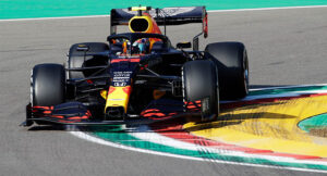 Albon: futuro in discussione per il pilota della Red Bull?
