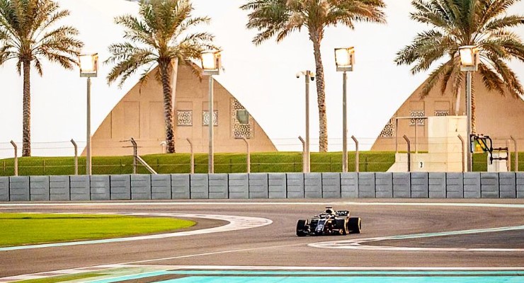 Alonso effettua 190 giri con Renault nel test di Abu Dhabi
