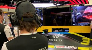 Abiteboul contro Szafnauer: difende la presenza di Alonso ai test