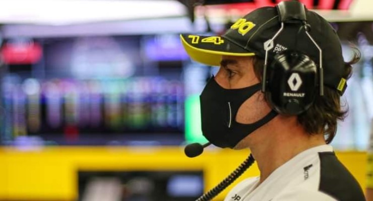 Alonso risponde alle critiche fatte per la partecipazione ai test
