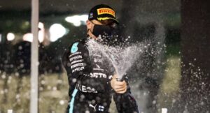 Bottas in Mercedes anche nel 2021