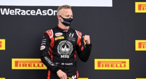 Mazepin, in Formula 1 con bandiera neutrale