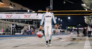 Mercedes punta Russell per sostituire Hamilton
