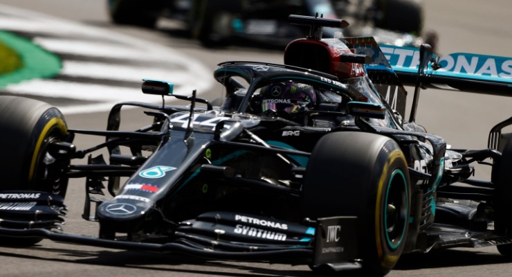 Hamilton non ha ancora rinnovato il contratto ma ha già chiaro l'obiettivo: ottenere l'ottavo titolo