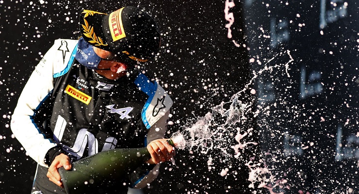 Formula 2, Riassuntone GP Bahrain: nuovo format, stesse emozioni
