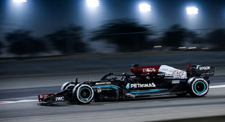 Mercedes, low-rake al centro delle difficoltà della W12