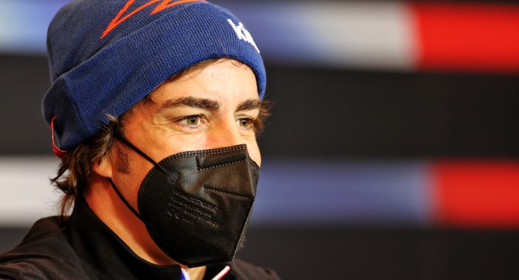 Alonso tra le carenze dell'Alpine A521 e il sogno Tripla Corona