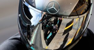 Mercedes: "Tempi vicinissimi; domenica sarà difficile"