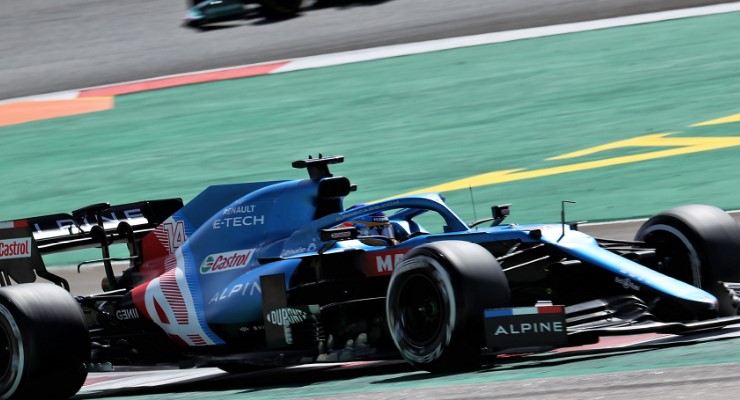 Alpine a Baku con un pacchetto di aggiornamenti