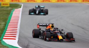 Villeneuve: "Verstappen perfetto fin qui, Hamilton no"