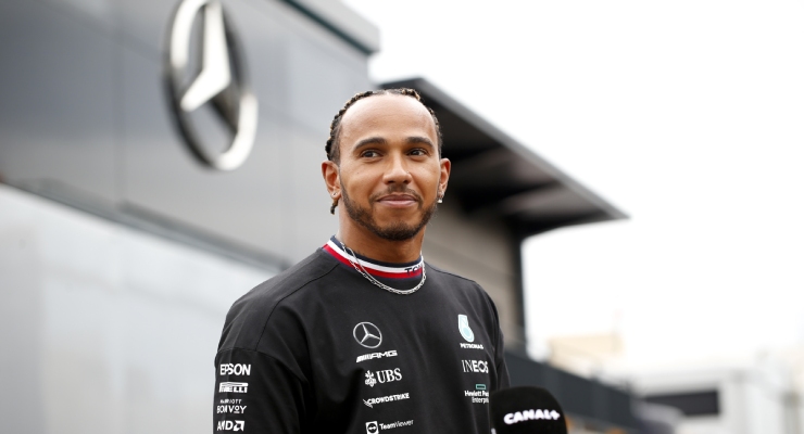 GP Francia, Hamilton fa la danza della pioggia: "Weekend difficile"