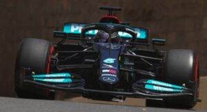 Secondo Hamilton la Red Bull è più veloce della Mercedes