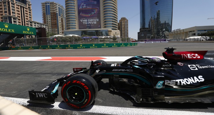 Mercedes crede di aver risolto i problemi di Baku